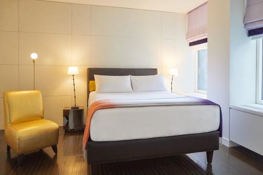 St Paul Hotel - Rooms & Suites - Standard Queen